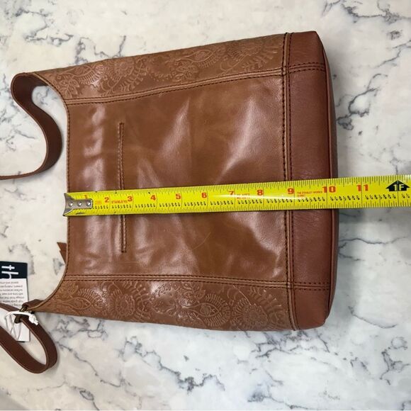 The Sak 2025 brown tan tobacco floral embossed Leather de young Bag NWT - Picture 10 of 14